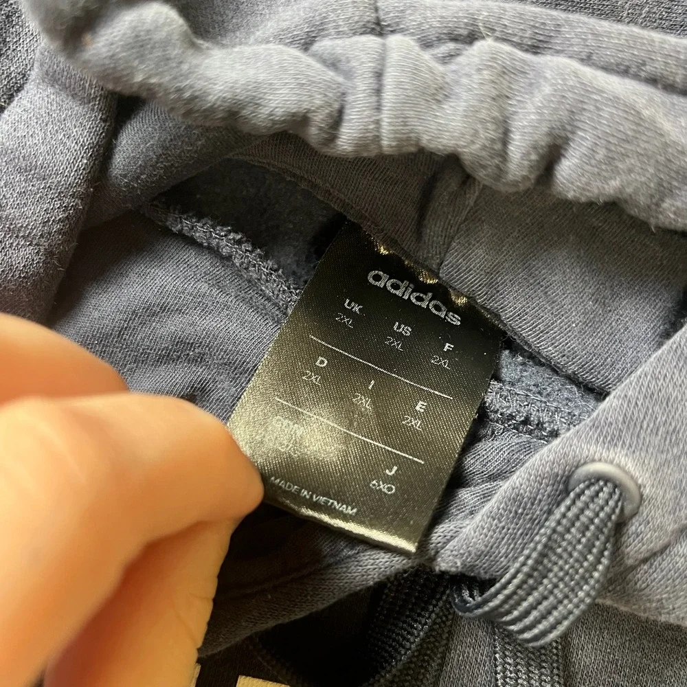 adidas essentials hoodie